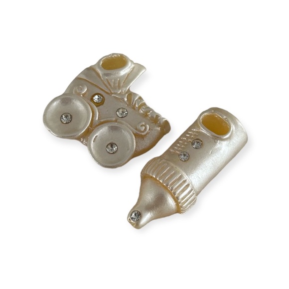 🆓 - 🥀 Donating Soon 🥀 - Vintage Baby Shower Pendant Charms - Free With Purchase - Picture 1 of 13